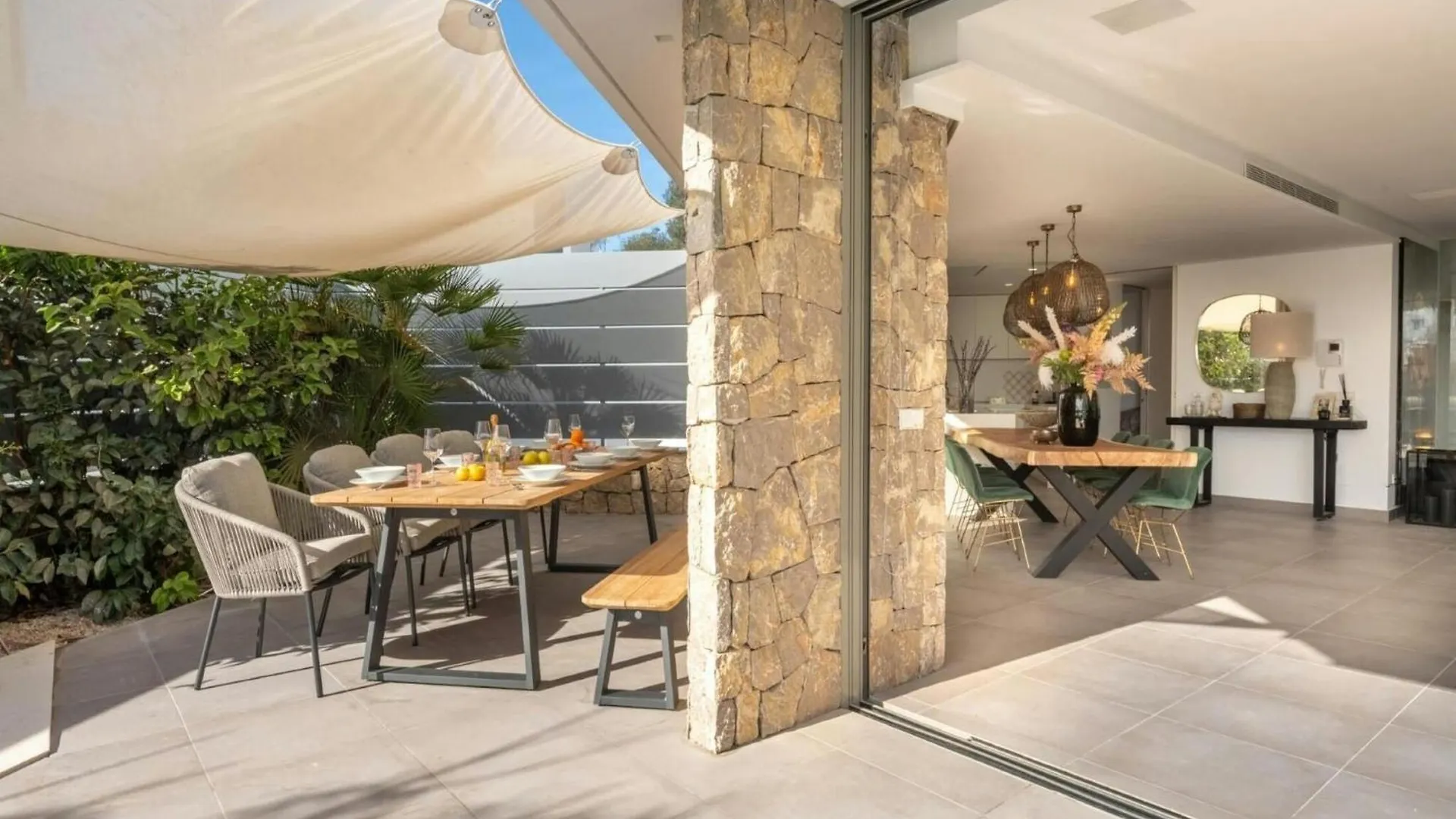 Villa In Carrer Del Kiwi Puig Manya